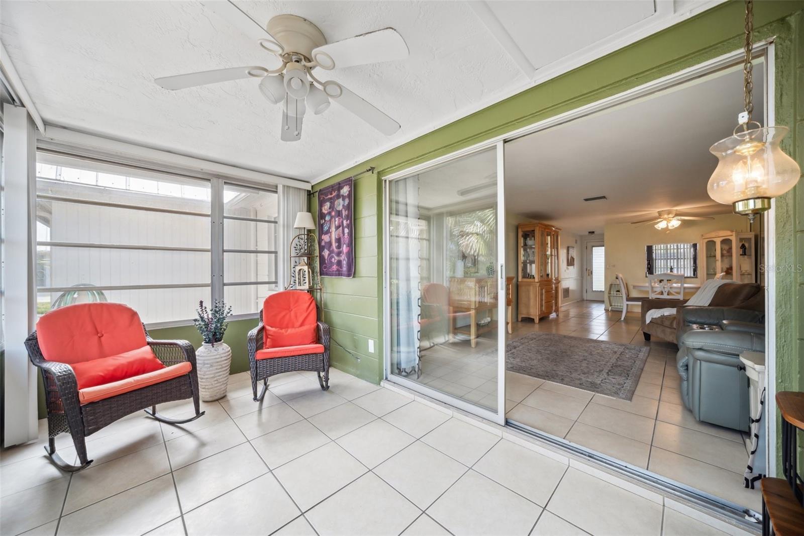 GARDENS OF BEACON SQUARE CONDO - Residential