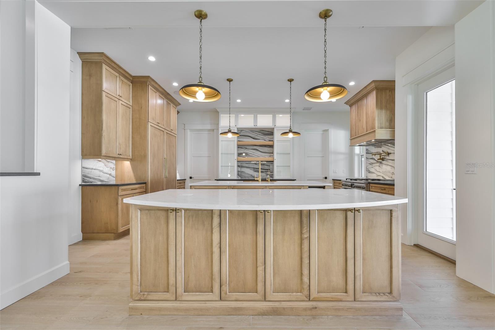 MARYLAND MANOR 2ND UNIT - Residential