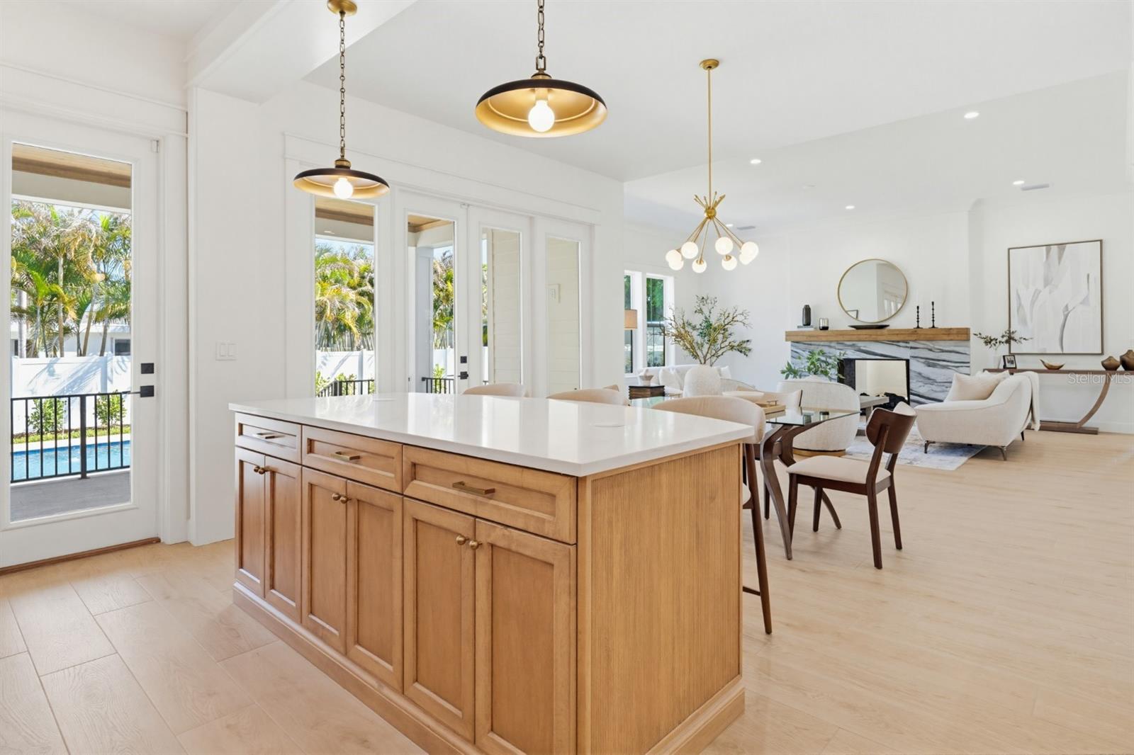 MARYLAND MANOR 2ND UNIT - Residential