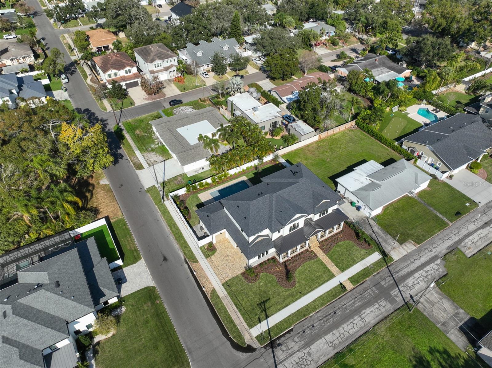 MARYLAND MANOR 2ND UNIT - Residential