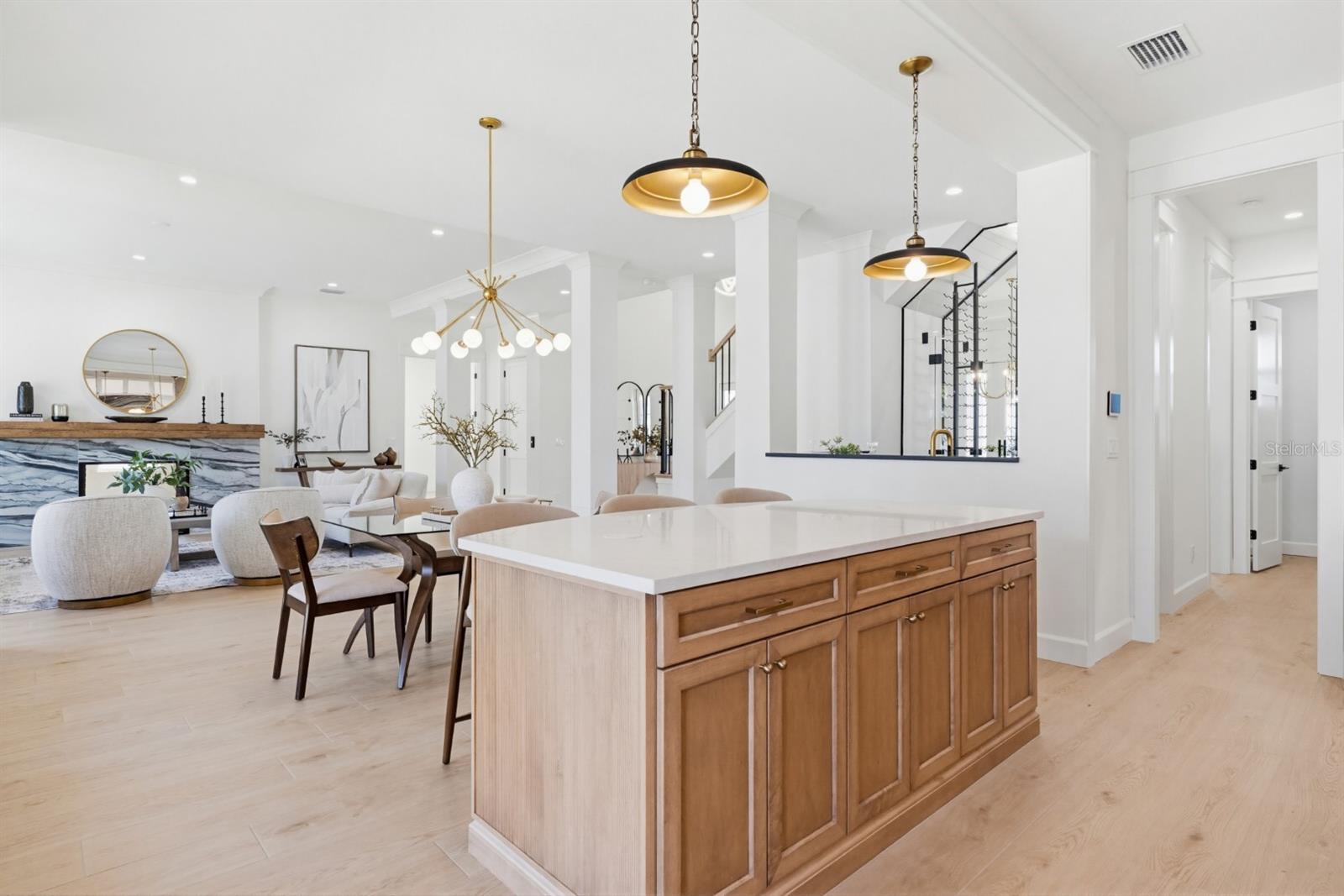 MARYLAND MANOR 2ND UNIT - Residential