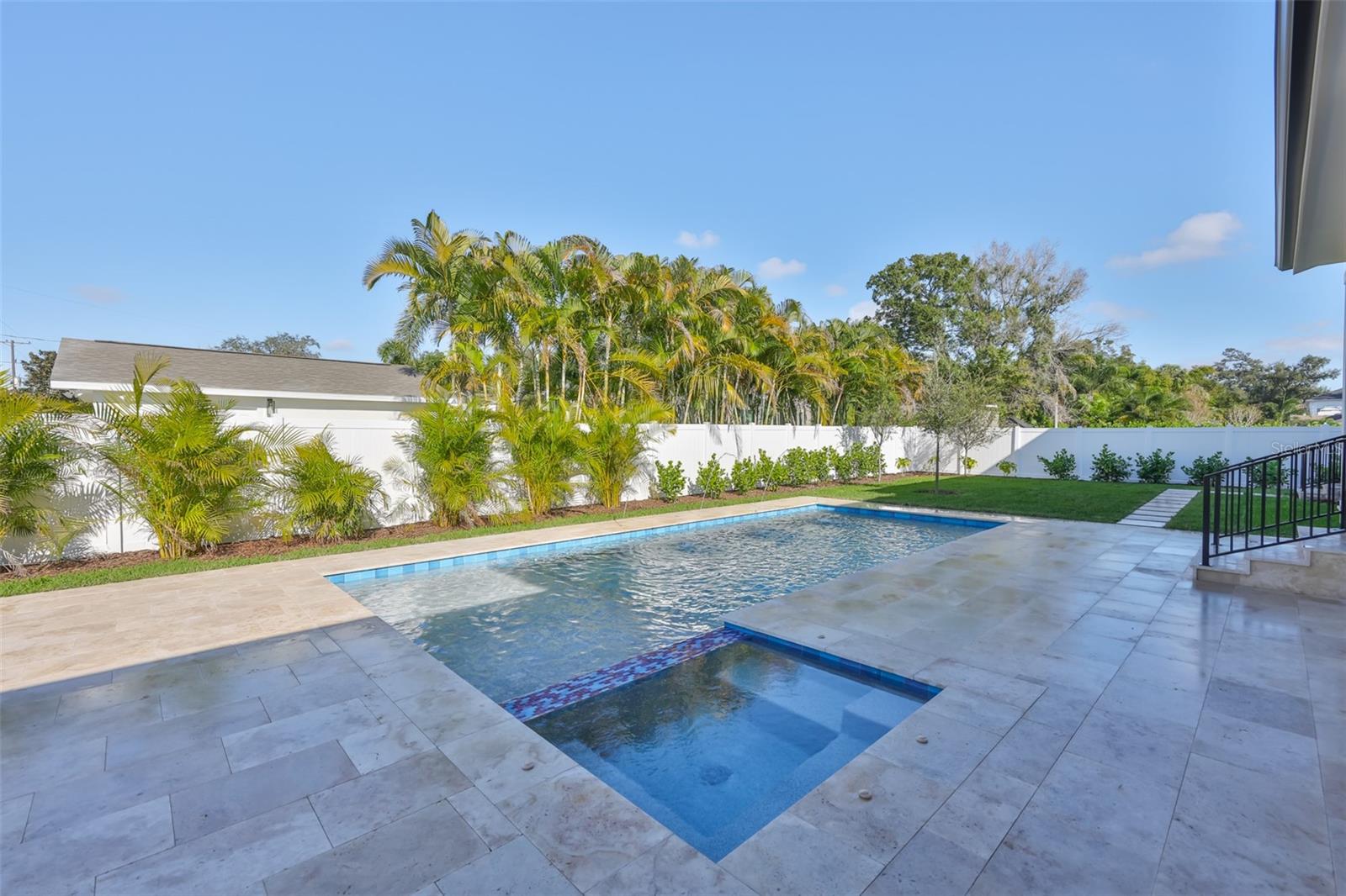 MARYLAND MANOR 2ND UNIT - Residential