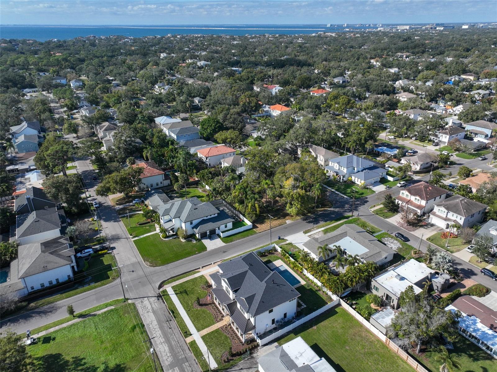 MARYLAND MANOR 2ND UNIT - Residential