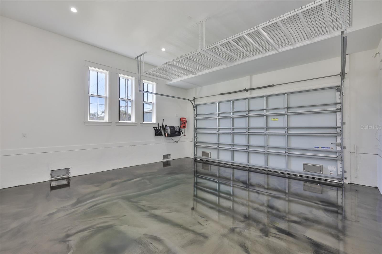 MARYLAND MANOR 2ND UNIT - Residential