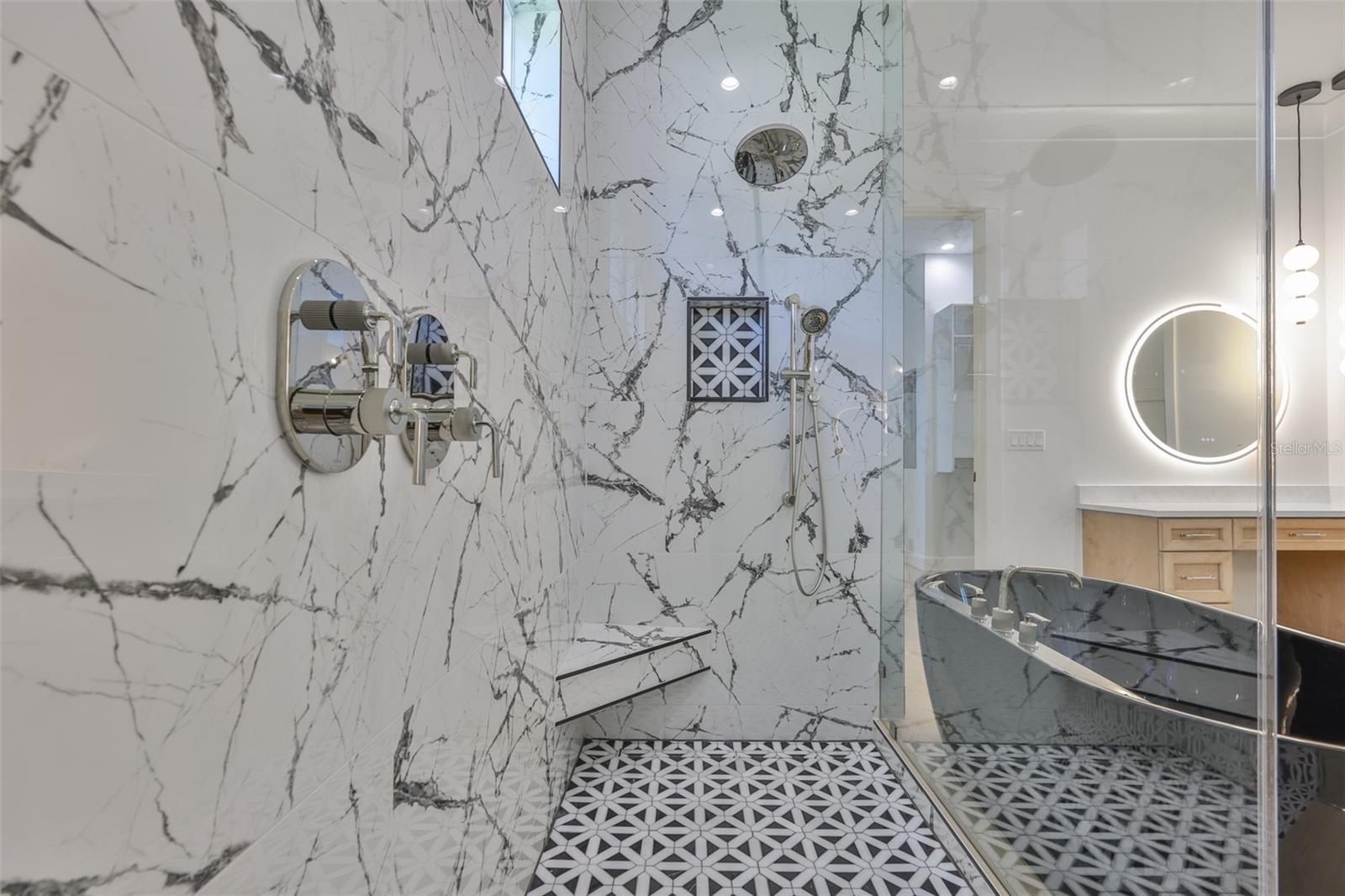 MARYLAND MANOR 2ND UNIT - Residential