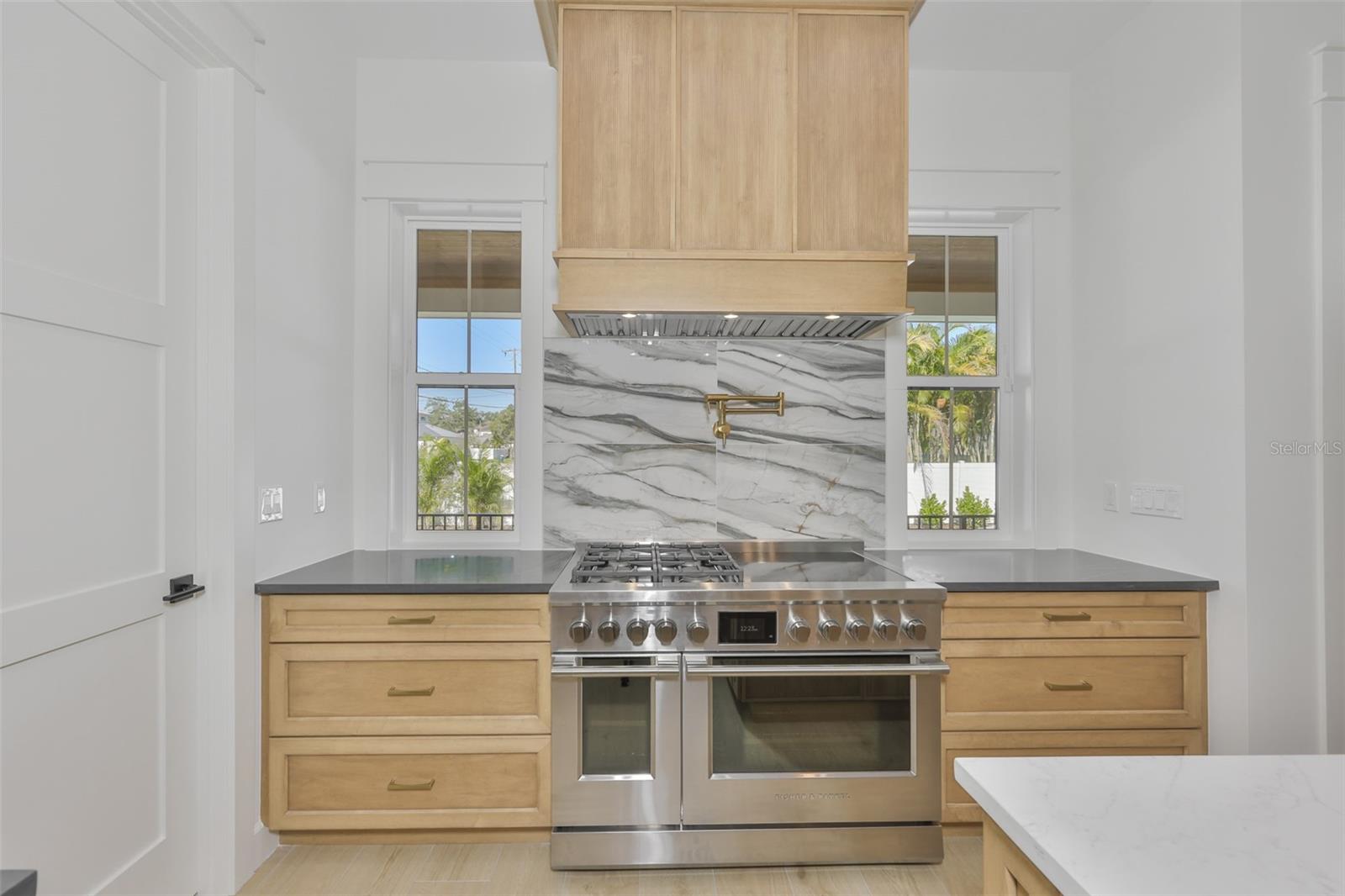 MARYLAND MANOR 2ND UNIT - Residential