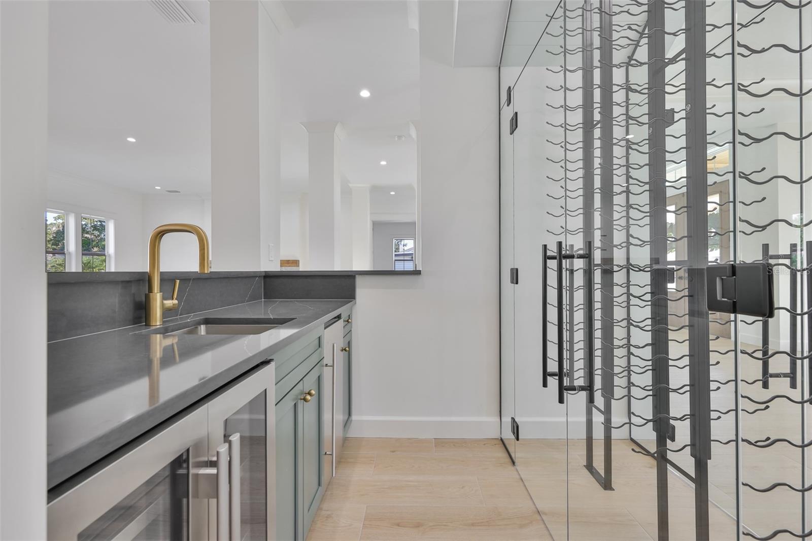 MARYLAND MANOR 2ND UNIT - Residential