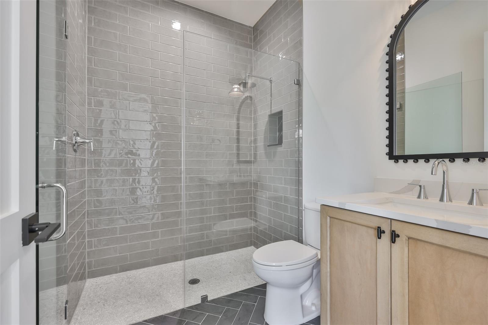 MARYLAND MANOR 2ND UNIT - Residential