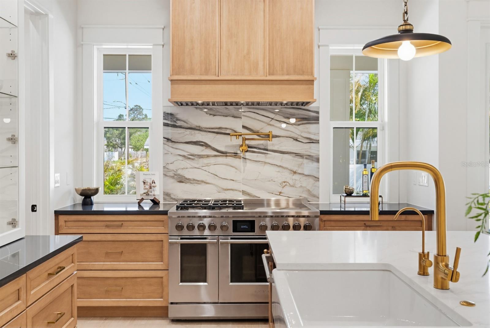 MARYLAND MANOR 2ND UNIT - Residential