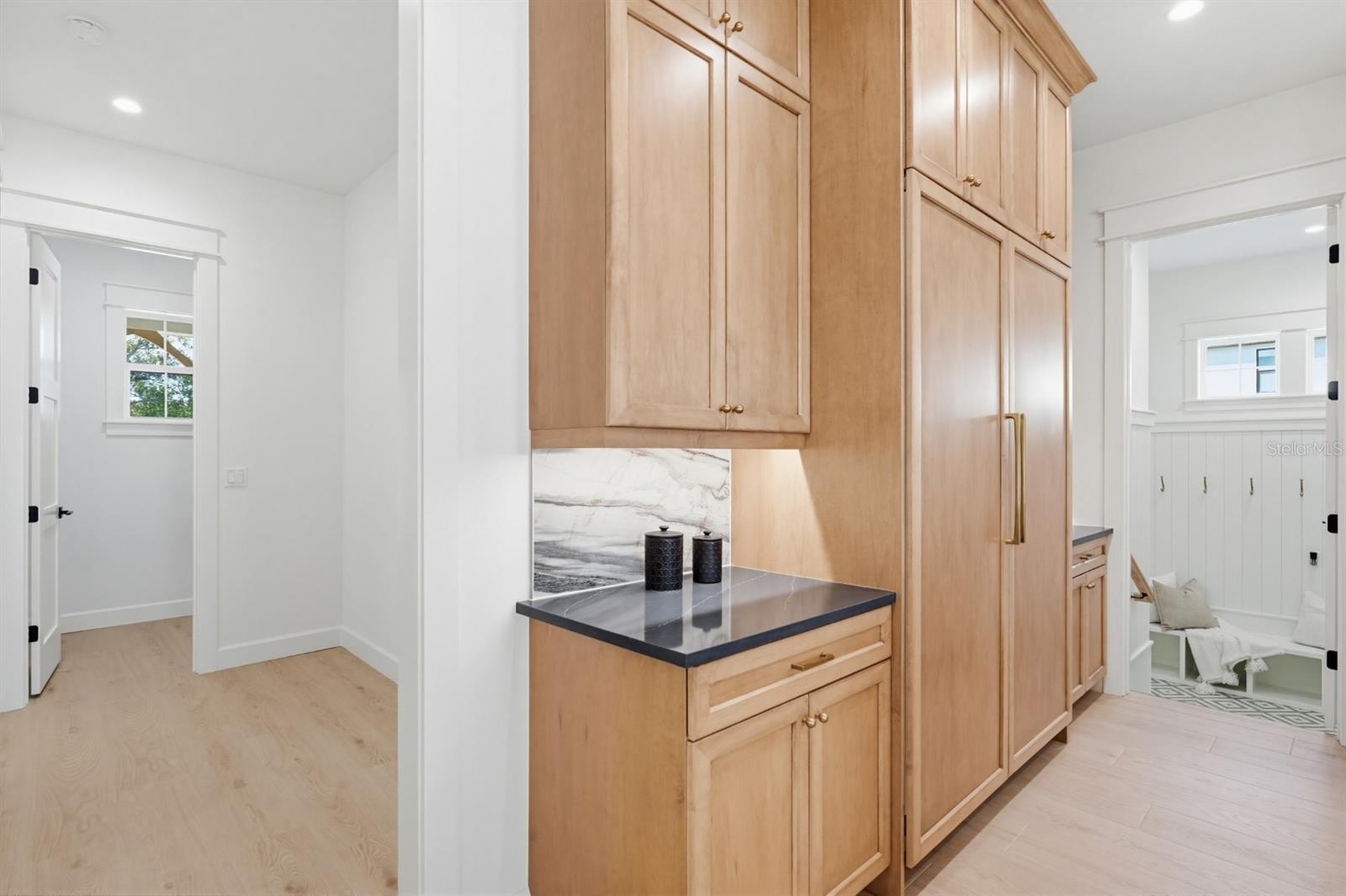 MARYLAND MANOR 2ND UNIT - Residential