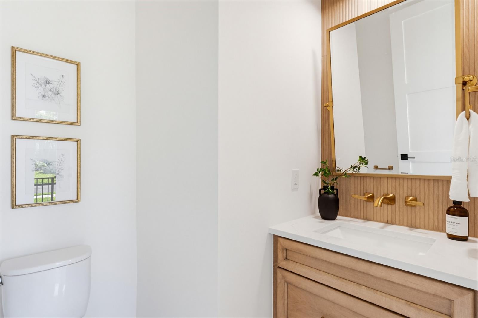 MARYLAND MANOR 2ND UNIT - Residential