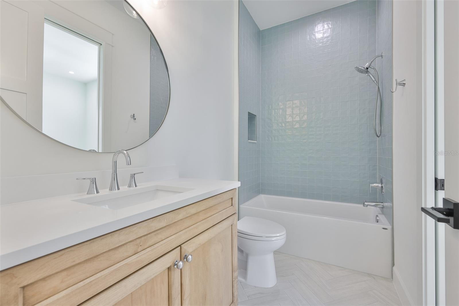 MARYLAND MANOR 2ND UNIT - Residential