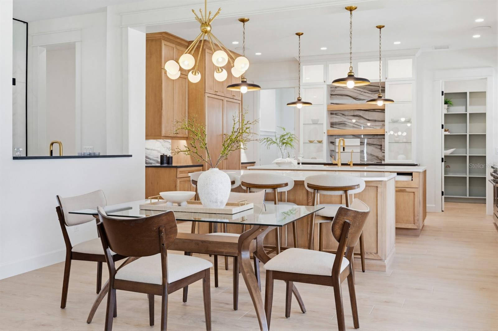 MARYLAND MANOR 2ND UNIT - Residential