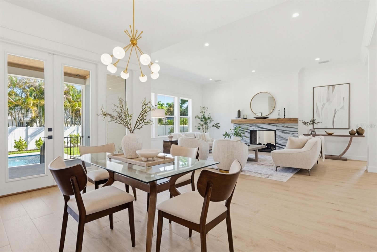 MARYLAND MANOR 2ND UNIT - Residential