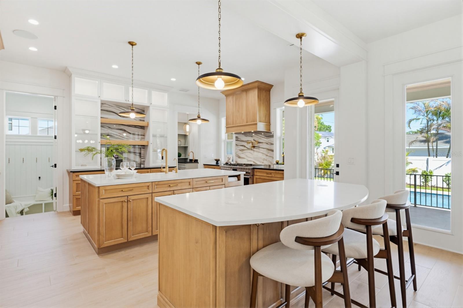 MARYLAND MANOR 2ND UNIT - Residential