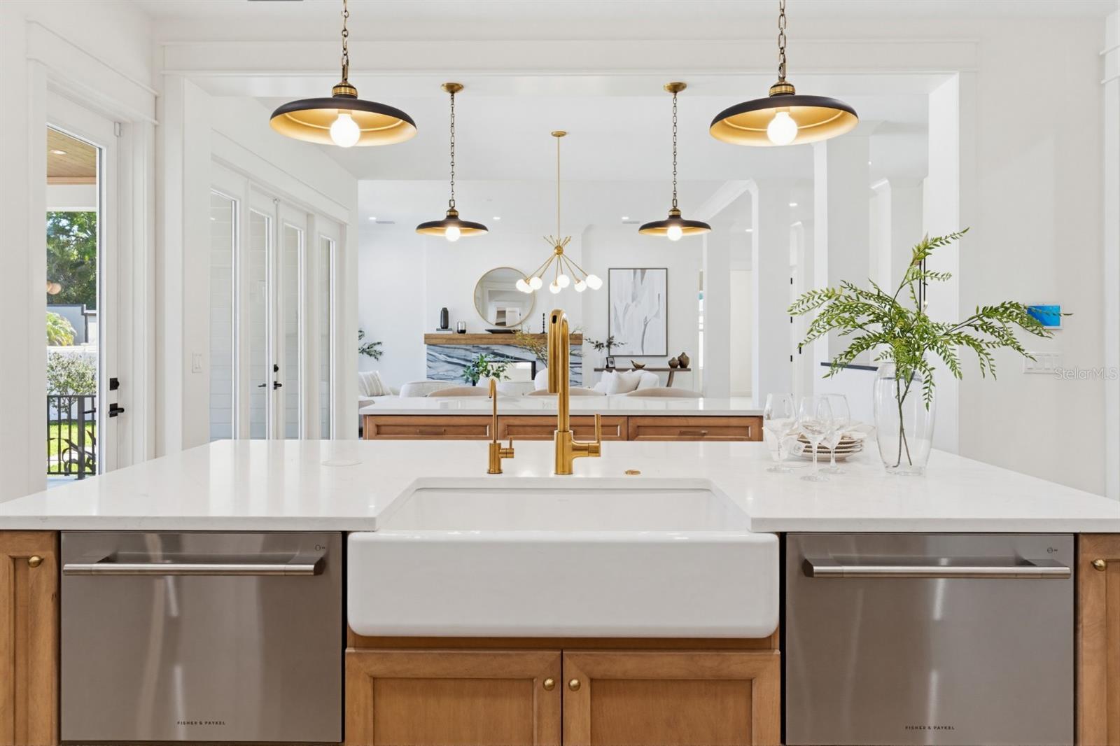 MARYLAND MANOR 2ND UNIT - Residential