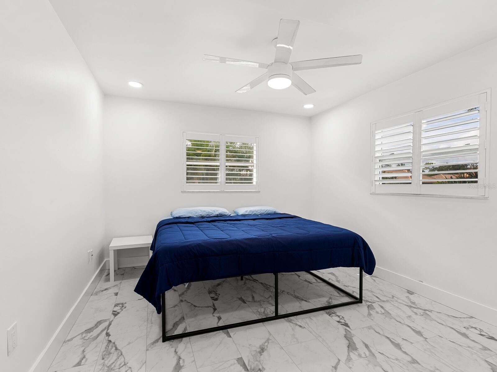 SOUTHBAY YACHT & RACQUET CLUB - Residential