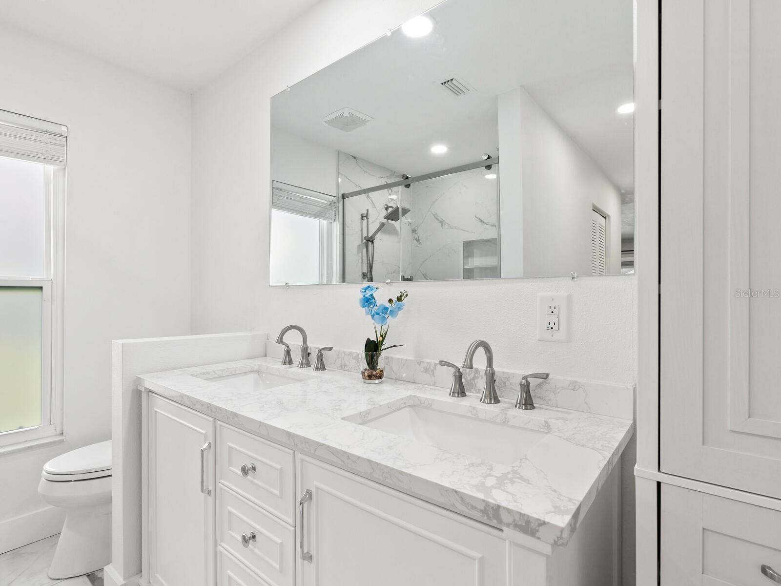 SOUTHBAY YACHT & RACQUET CLUB - Residential