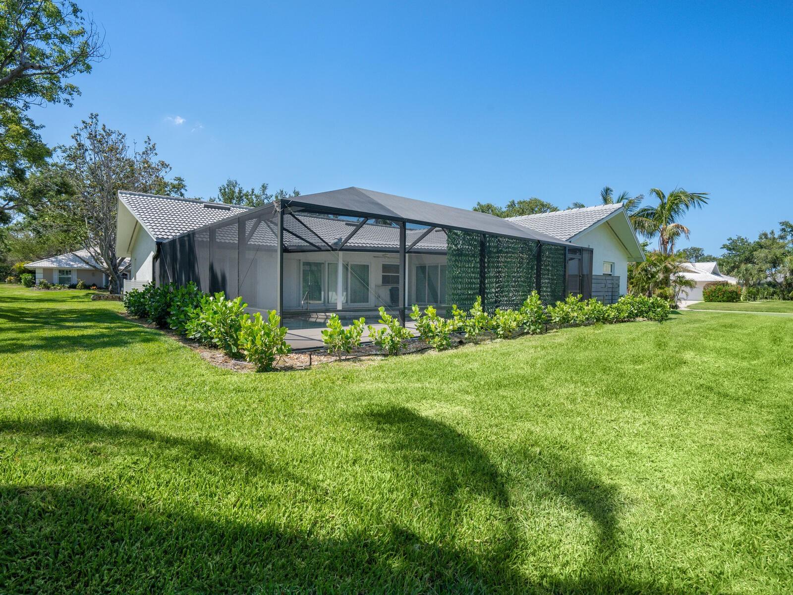 SOUTHBAY YACHT & RACQUET CLUB - Residential