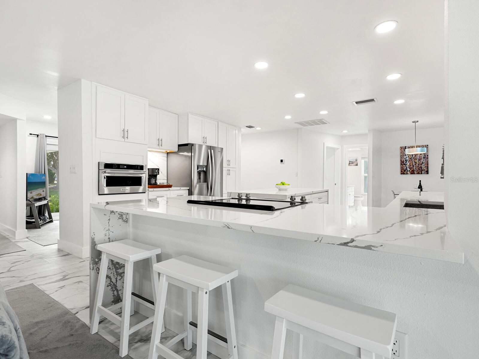 SOUTHBAY YACHT & RACQUET CLUB - Residential