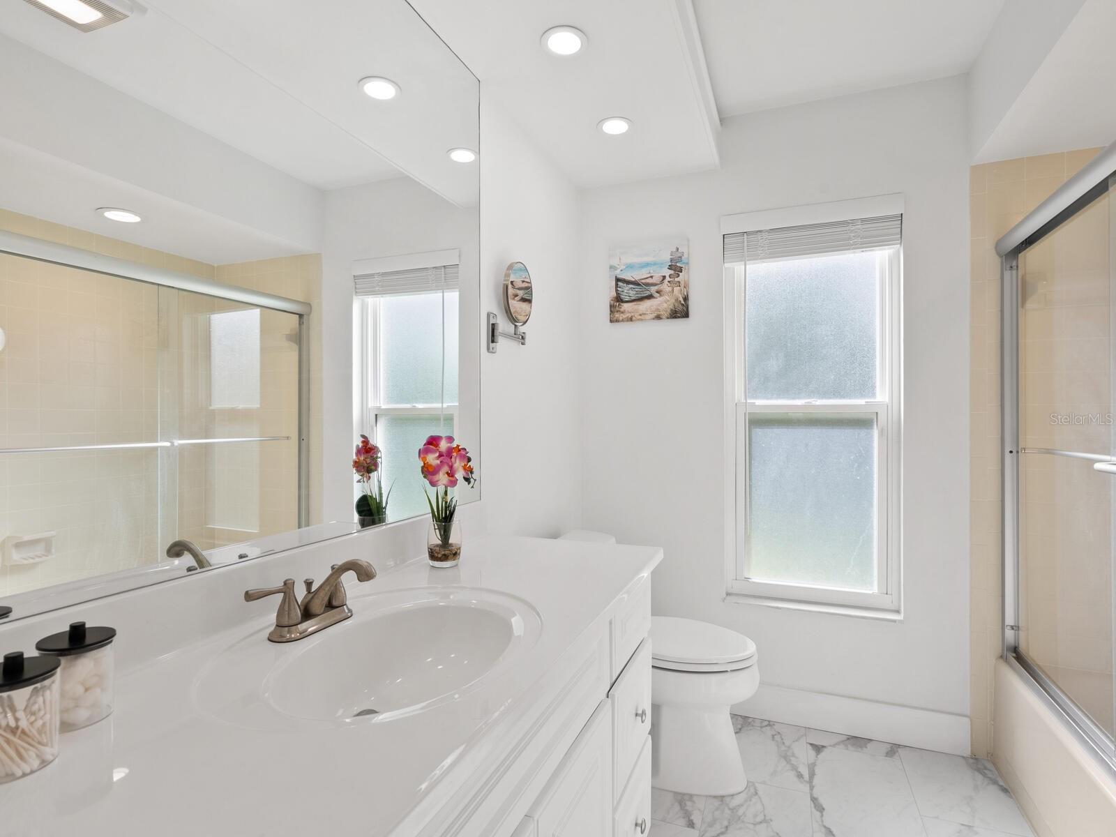 SOUTHBAY YACHT & RACQUET CLUB - Residential