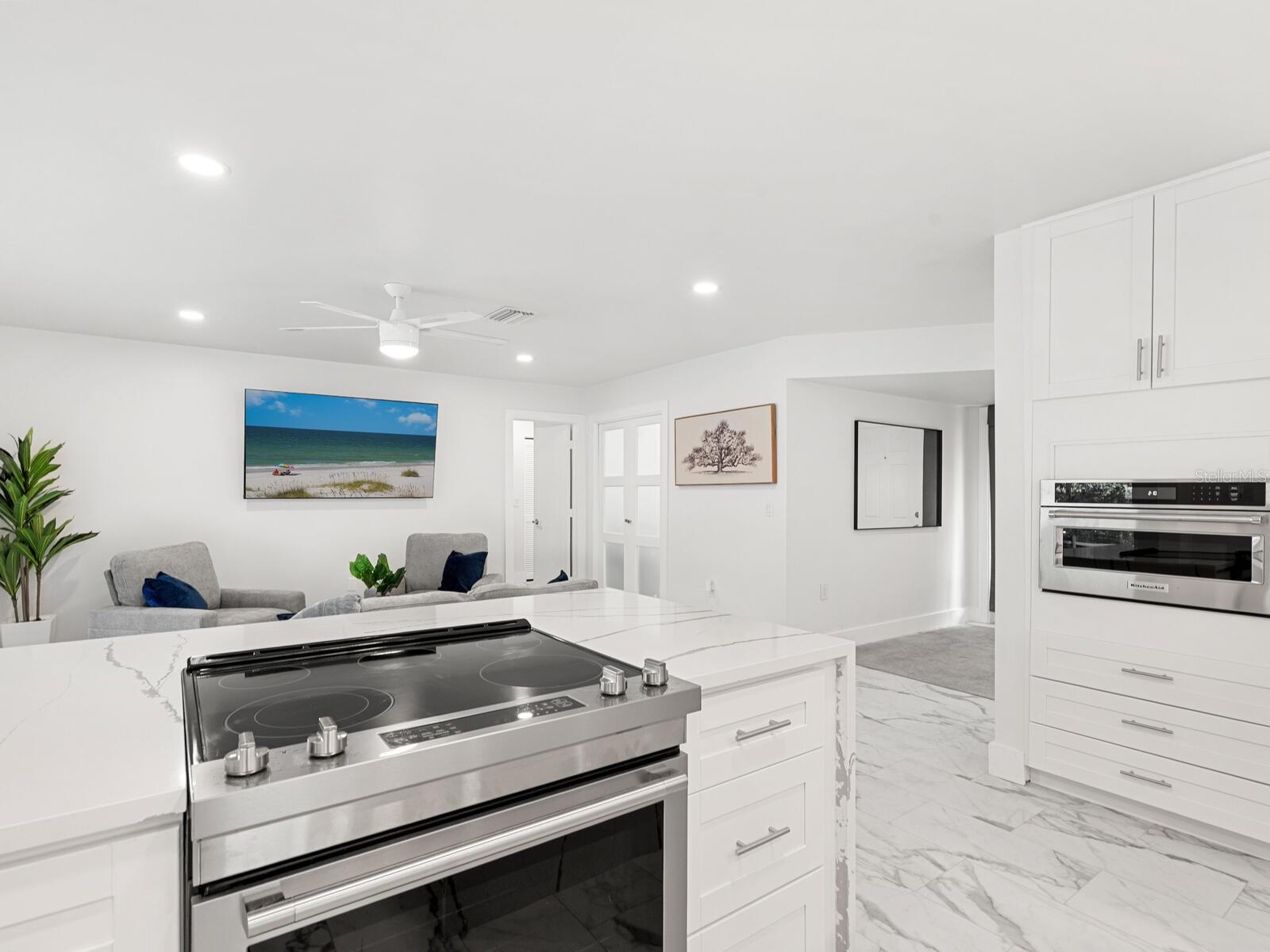 SOUTHBAY YACHT & RACQUET CLUB - Residential