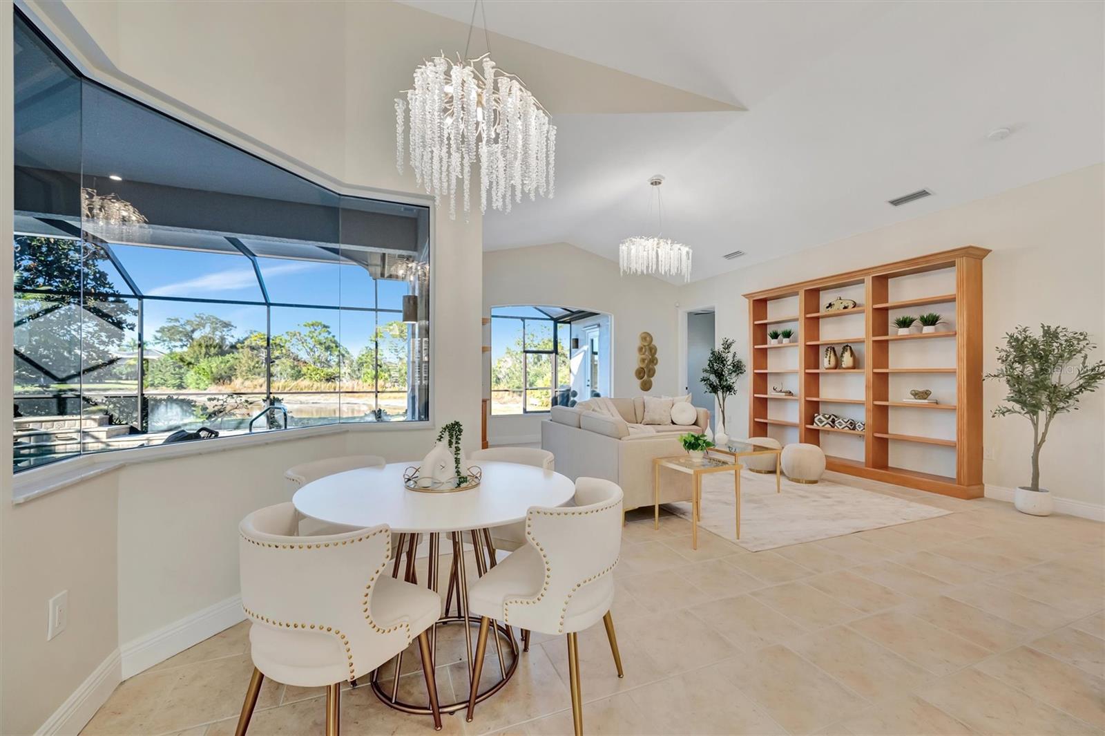 VENETIA - Residential