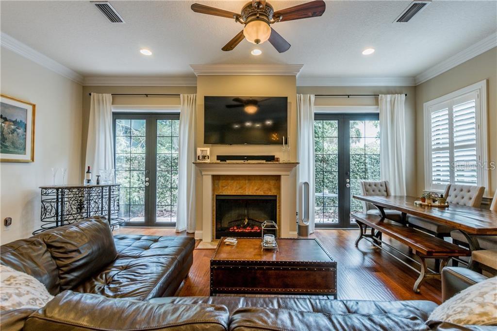 3814 VILLAS DEL SOL COURT