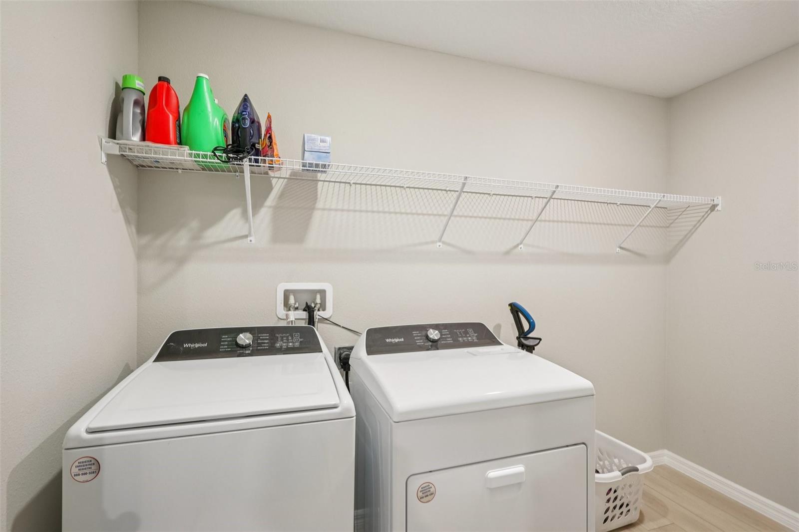 HINTON HAWKSTONE PH 1A2 - Residential Lease