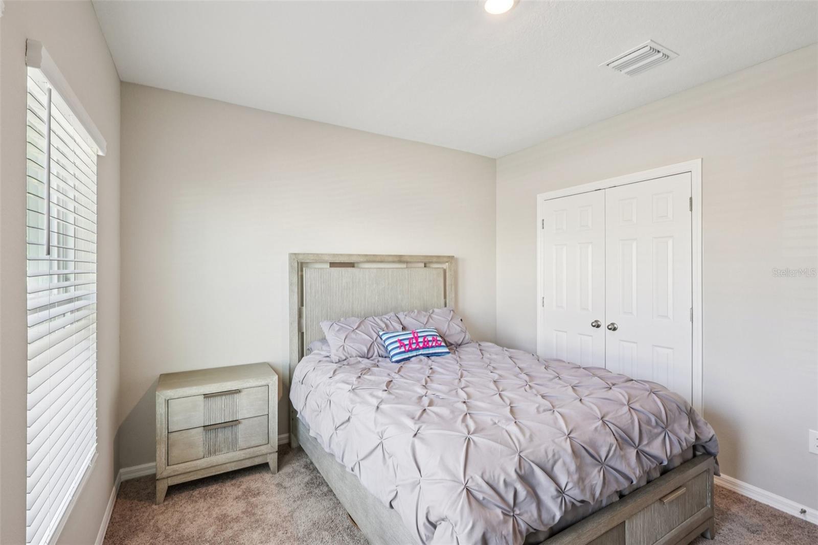 HINTON HAWKSTONE PH 1A2 - Residential Lease