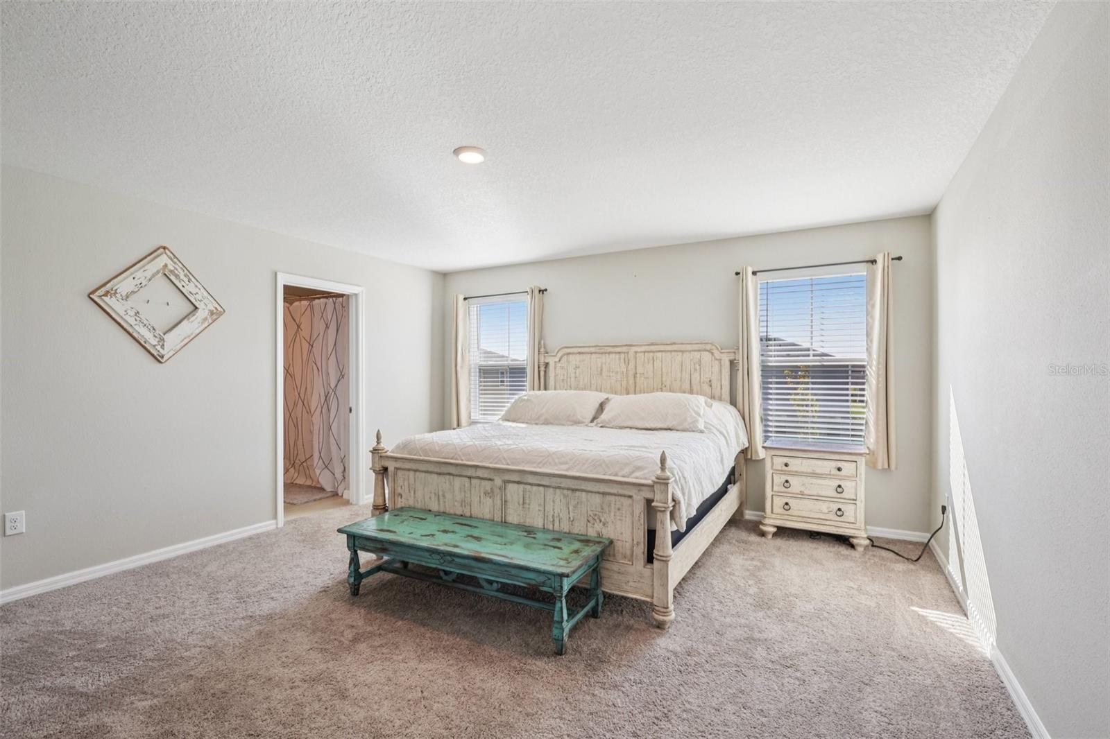 HINTON HAWKSTONE PH 1A2 - Residential Lease