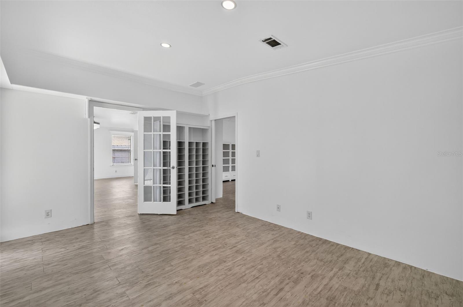 TAVARES LAKE FRANCES ESTATES - Residential