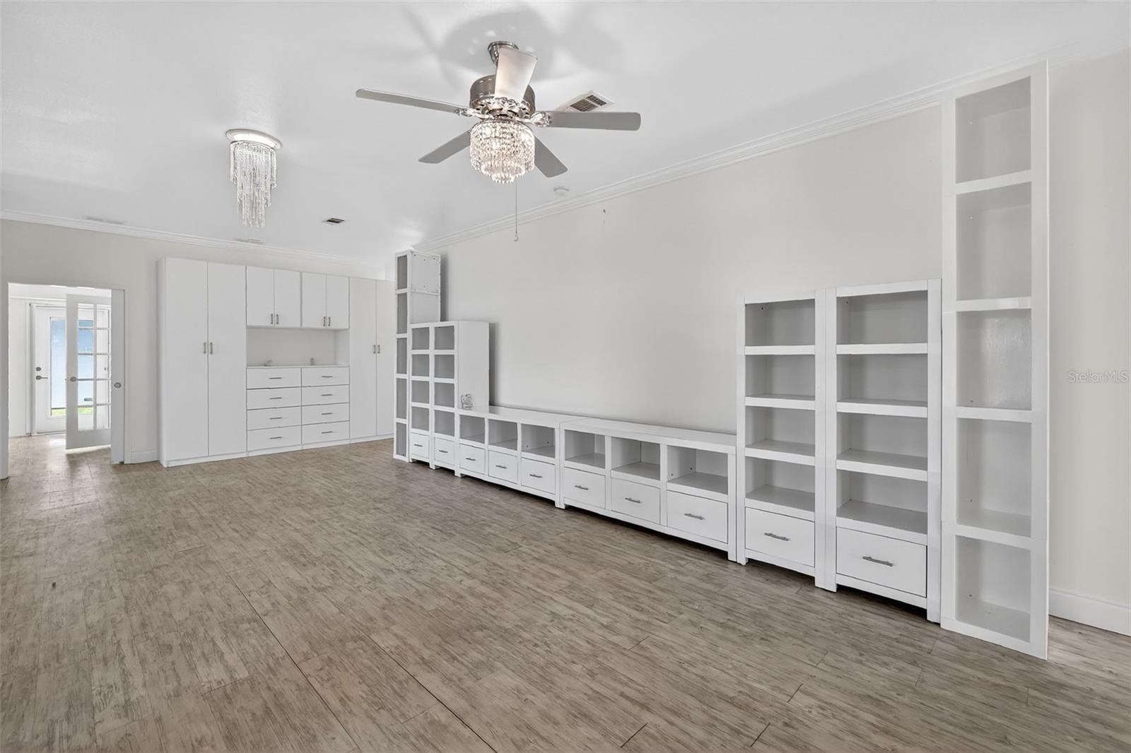 TAVARES LAKE FRANCES ESTATES - Residential
