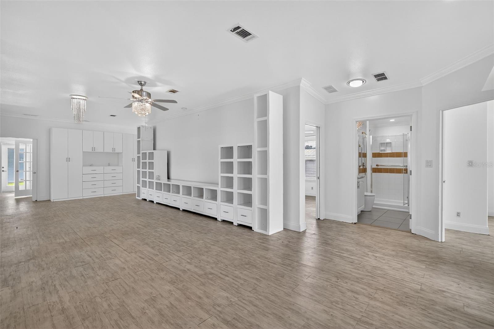 TAVARES LAKE FRANCES ESTATES - Residential