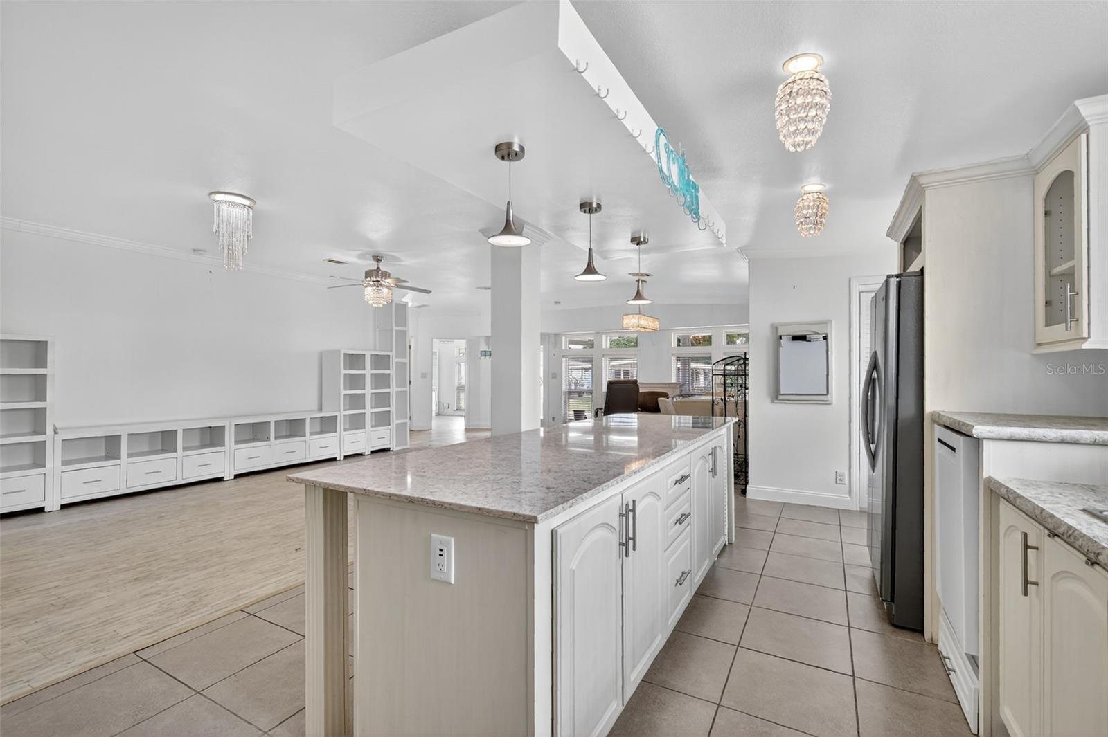 TAVARES LAKE FRANCES ESTATES - Residential