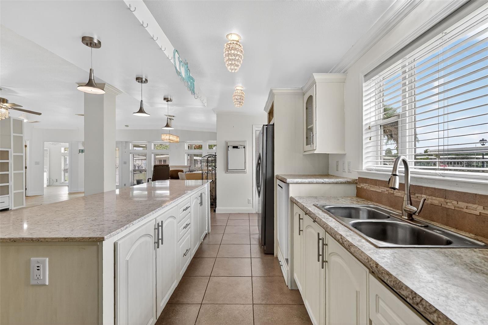 TAVARES LAKE FRANCES ESTATES - Residential