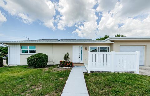 A home in PALM HARBOR