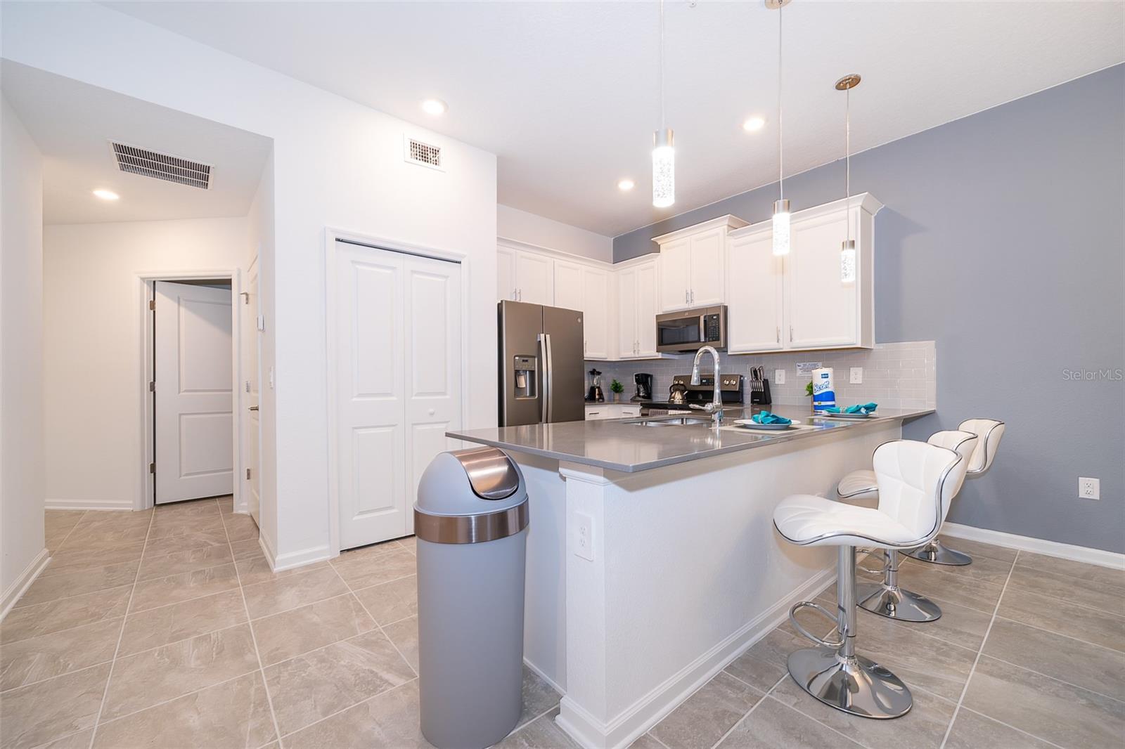 CHAMPIONSGATE CONDO 4 PH 22 & 23 - Residential Lease