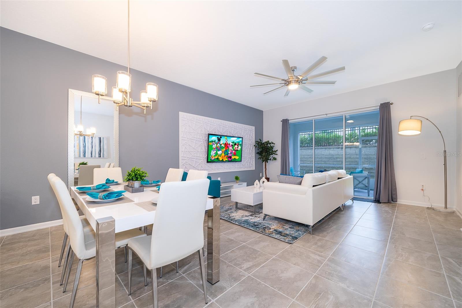 CHAMPIONSGATE CONDO 4 PH 22 & 23 - Residential Lease