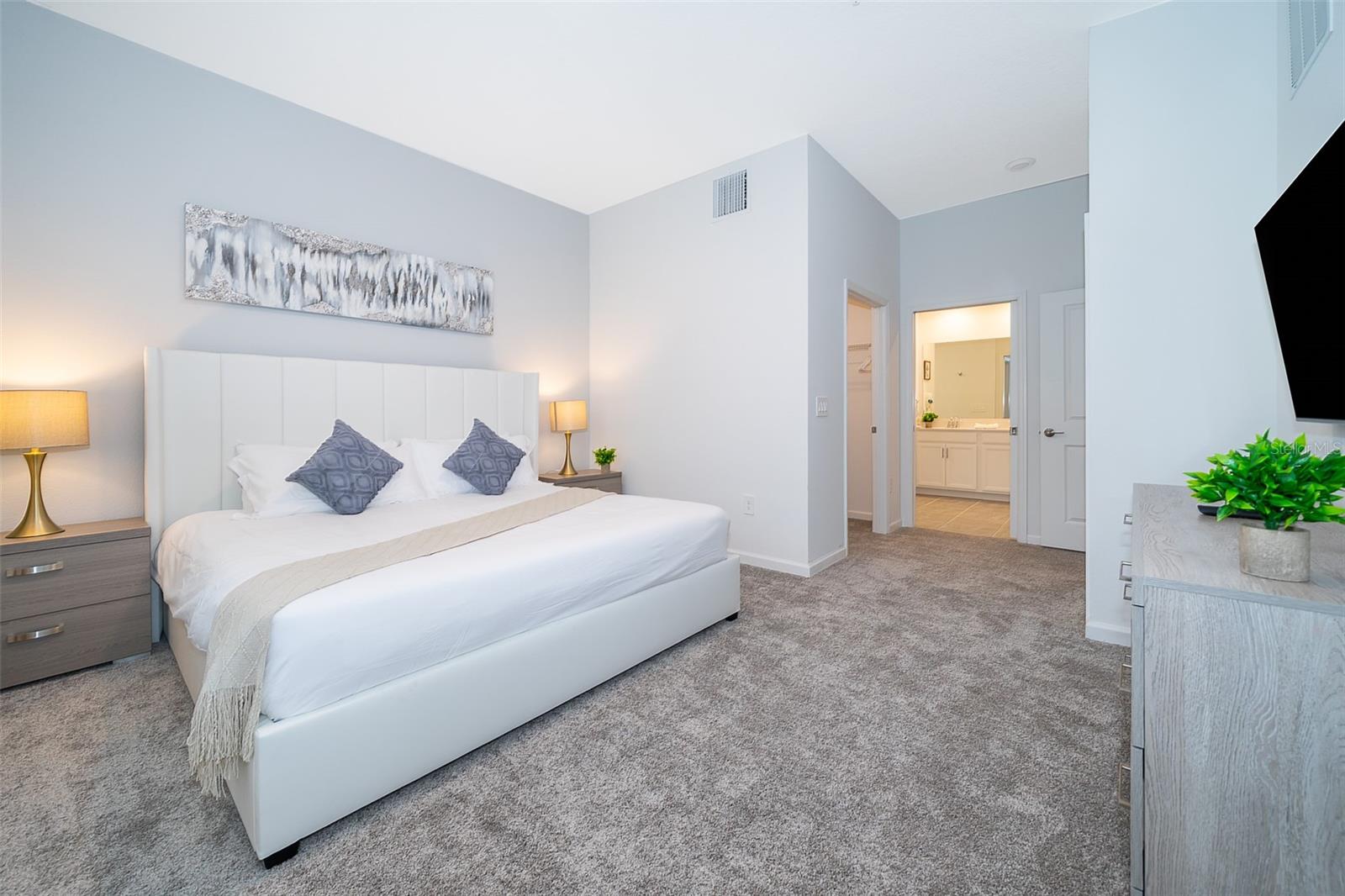 CHAMPIONSGATE CONDO 4 PH 22 & 23 - Residential Lease