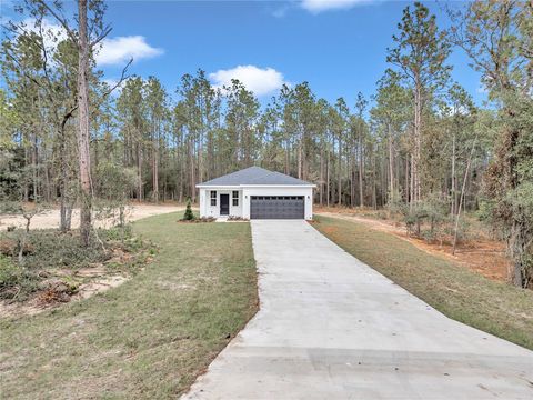 A home in DUNNELLON