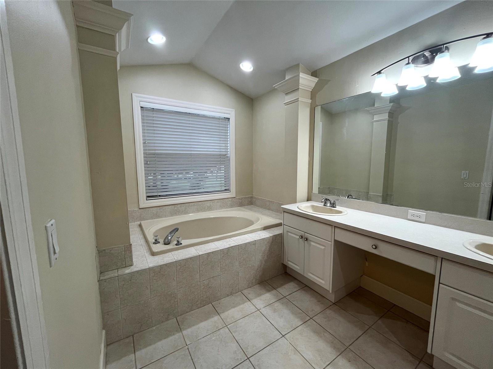 MISTY WOODS - Residential Lease
