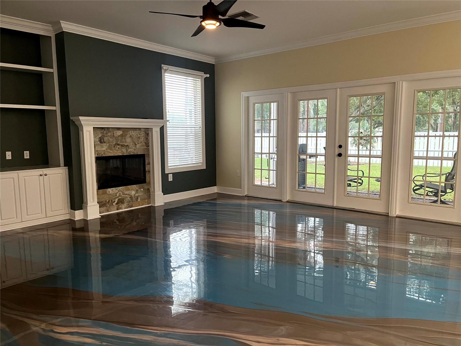 MISTY WOODS - Residential Lease