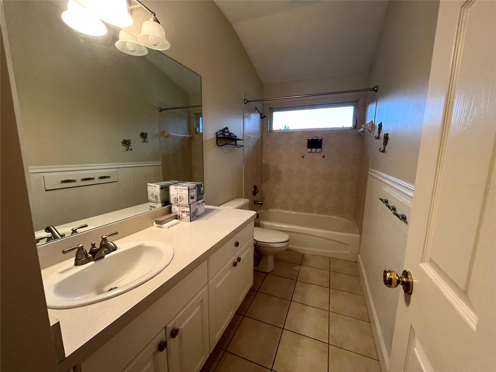 MISTY WOODS - Residential Lease