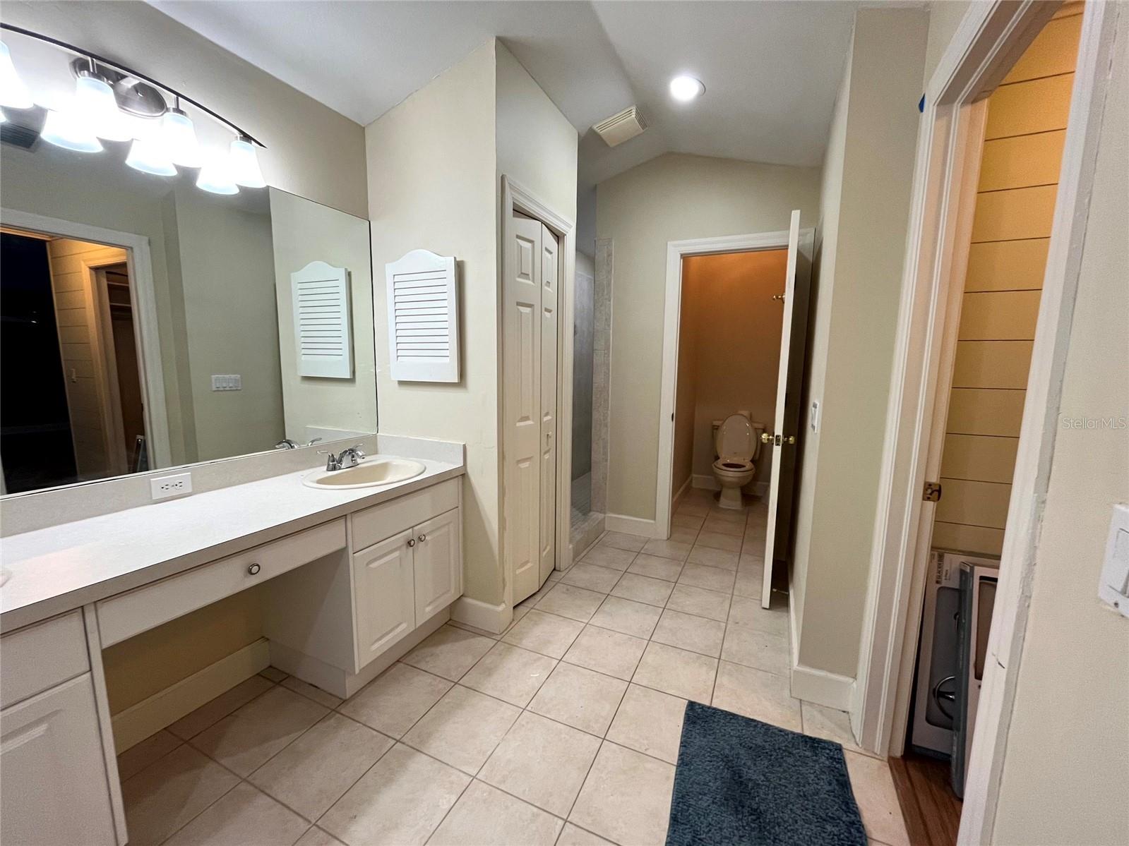 MISTY WOODS - Residential Lease