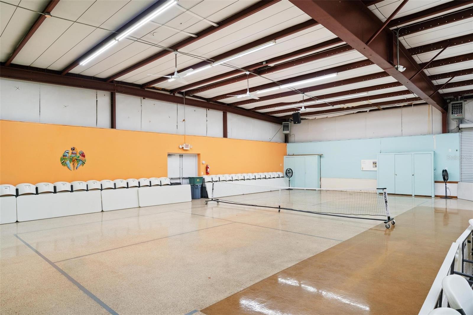 HOLIDAY TRAVEL PARK ENGLEWOOD - Land