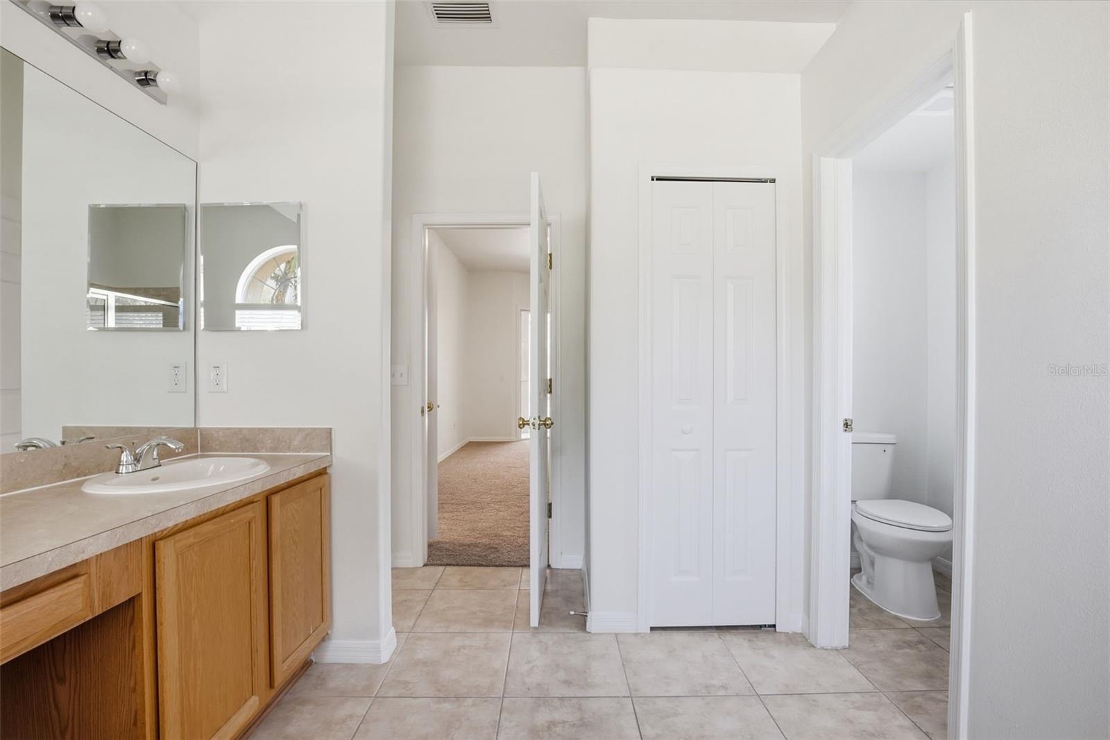 LAKE TALIA PH 01 - Residential