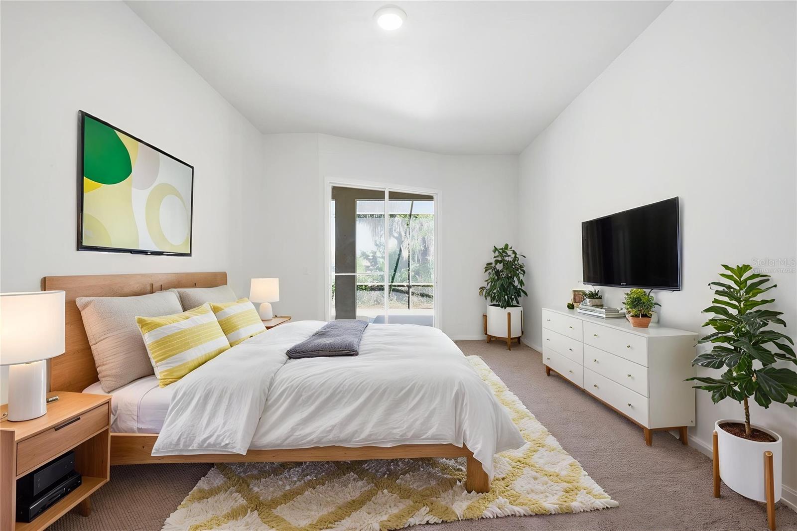 LAKE TALIA PH 01 - Residential