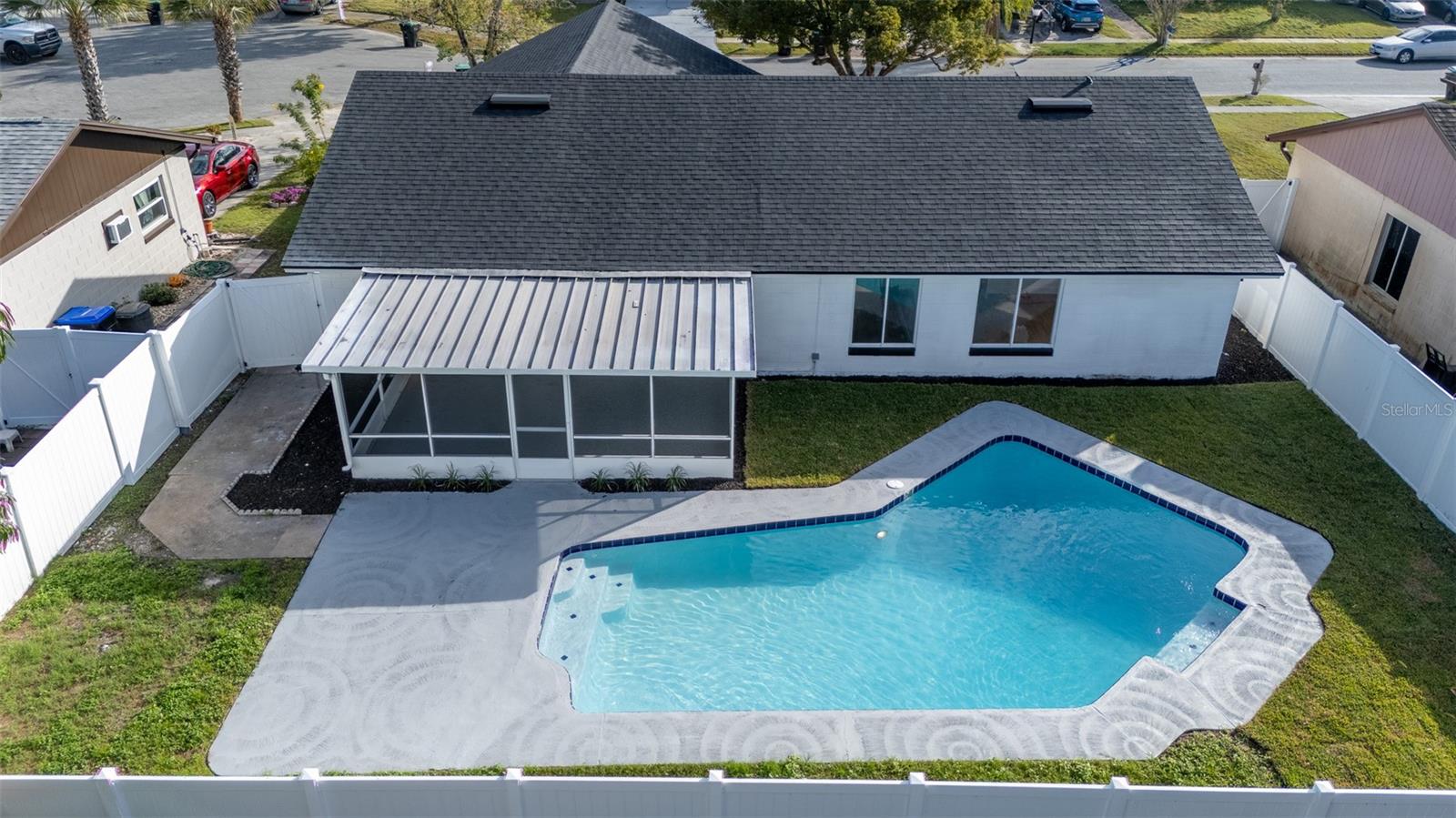 SKY LAKE SOUTH - Residential