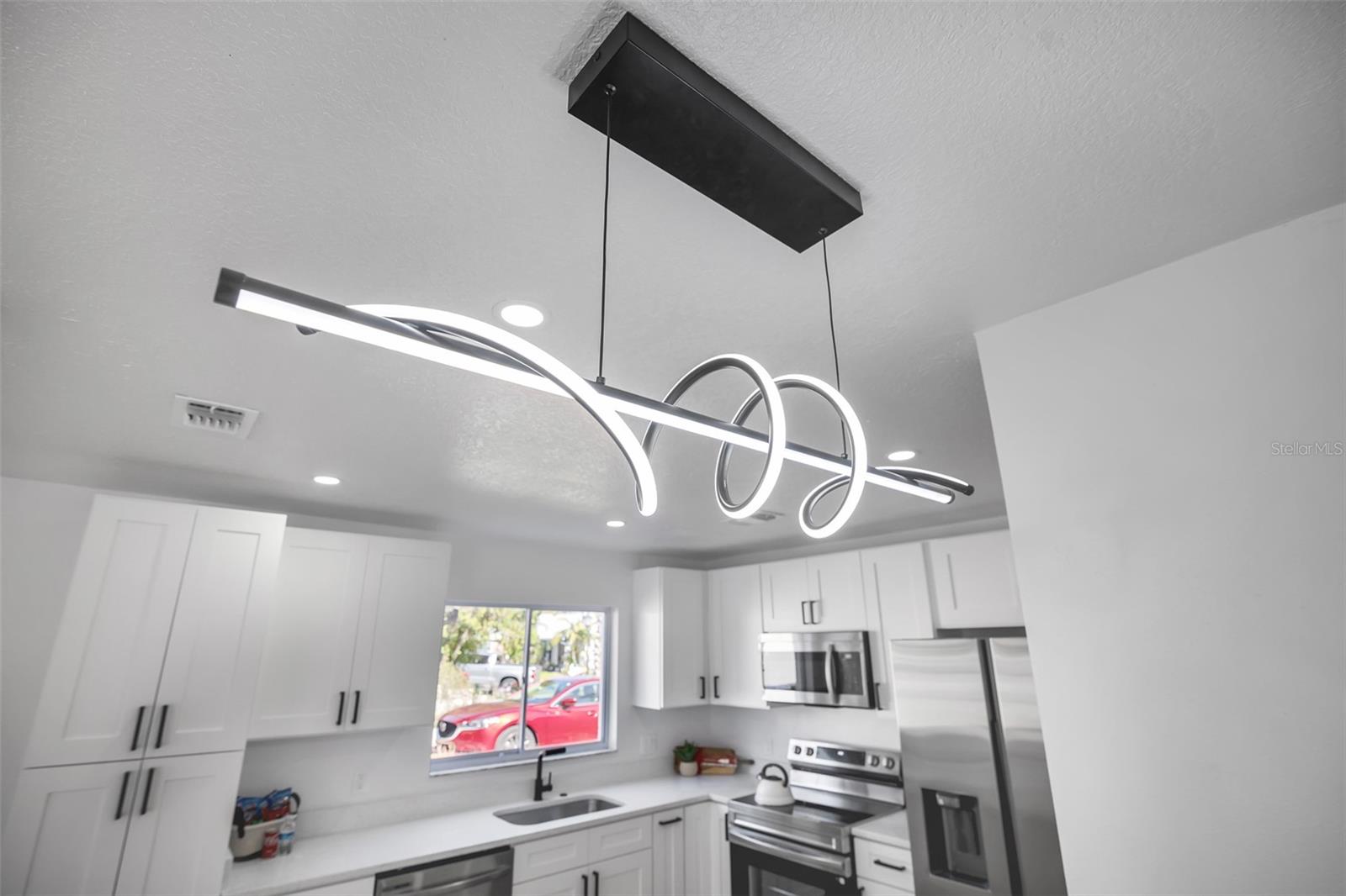 SKY LAKE SOUTH - Residential